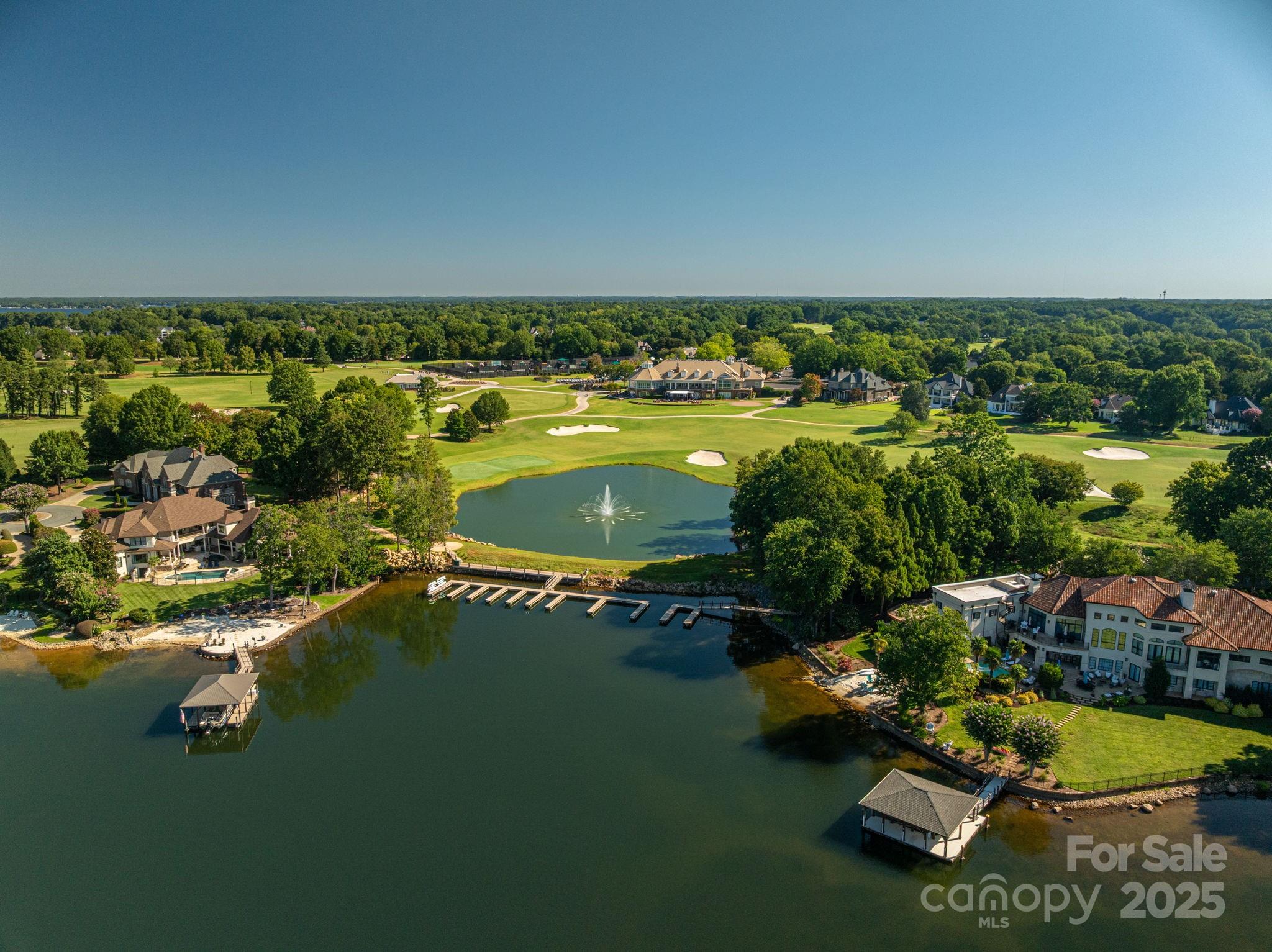 The Peninsula - Residential