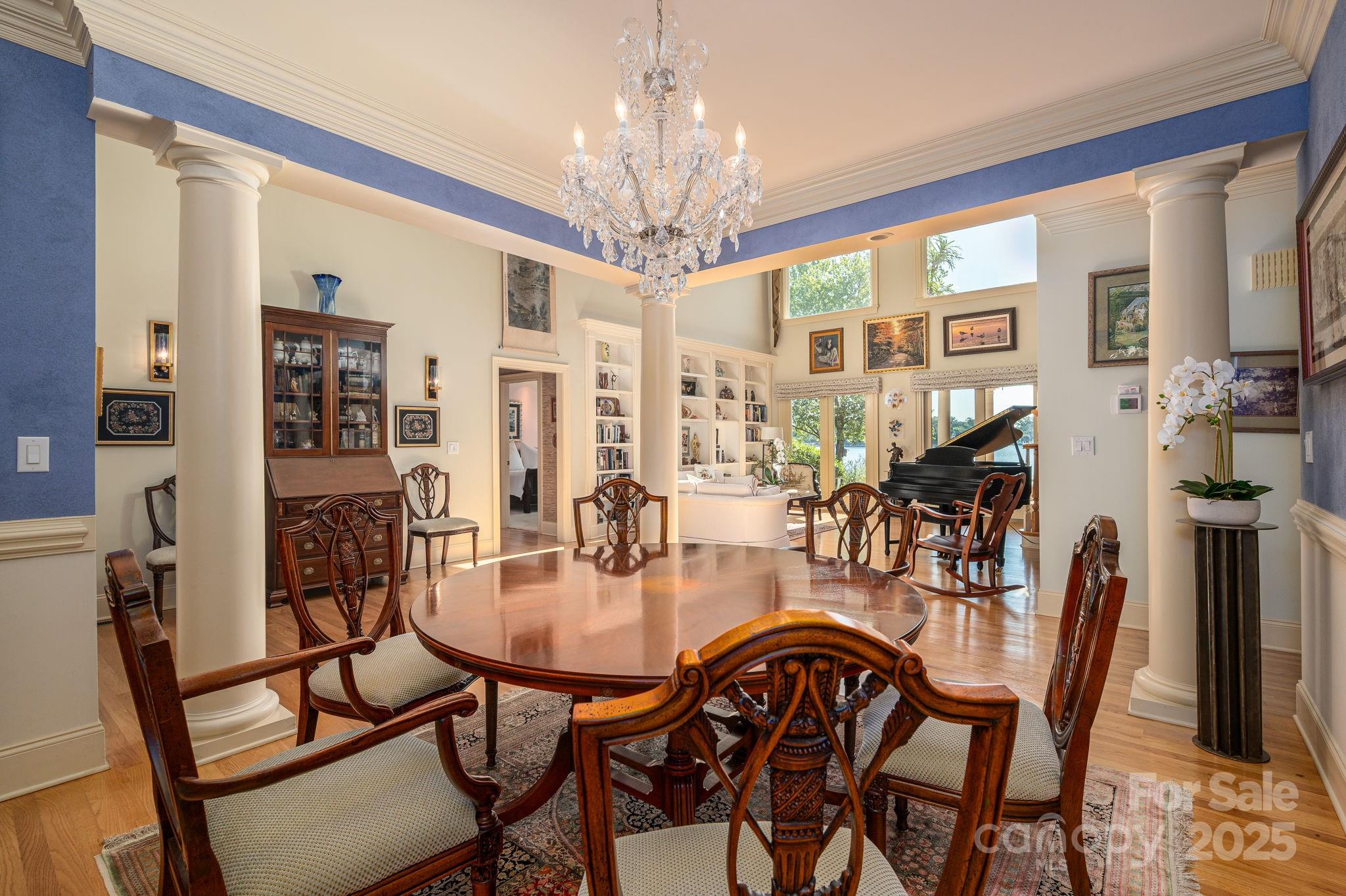 The Peninsula - Residential