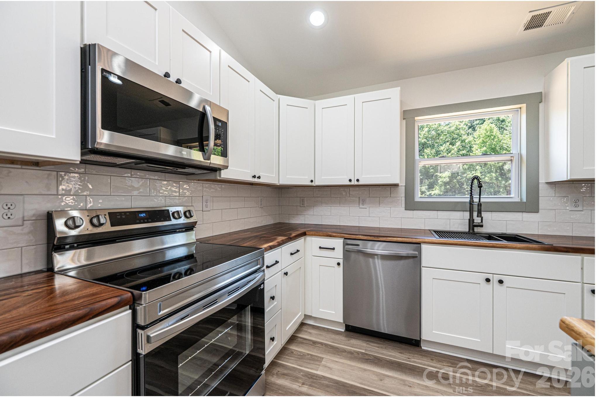 2953 Link Drive