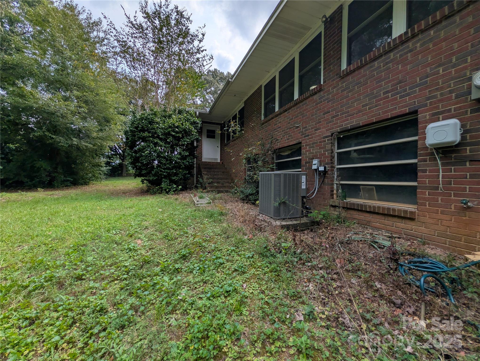 3420 Long Ferry Road