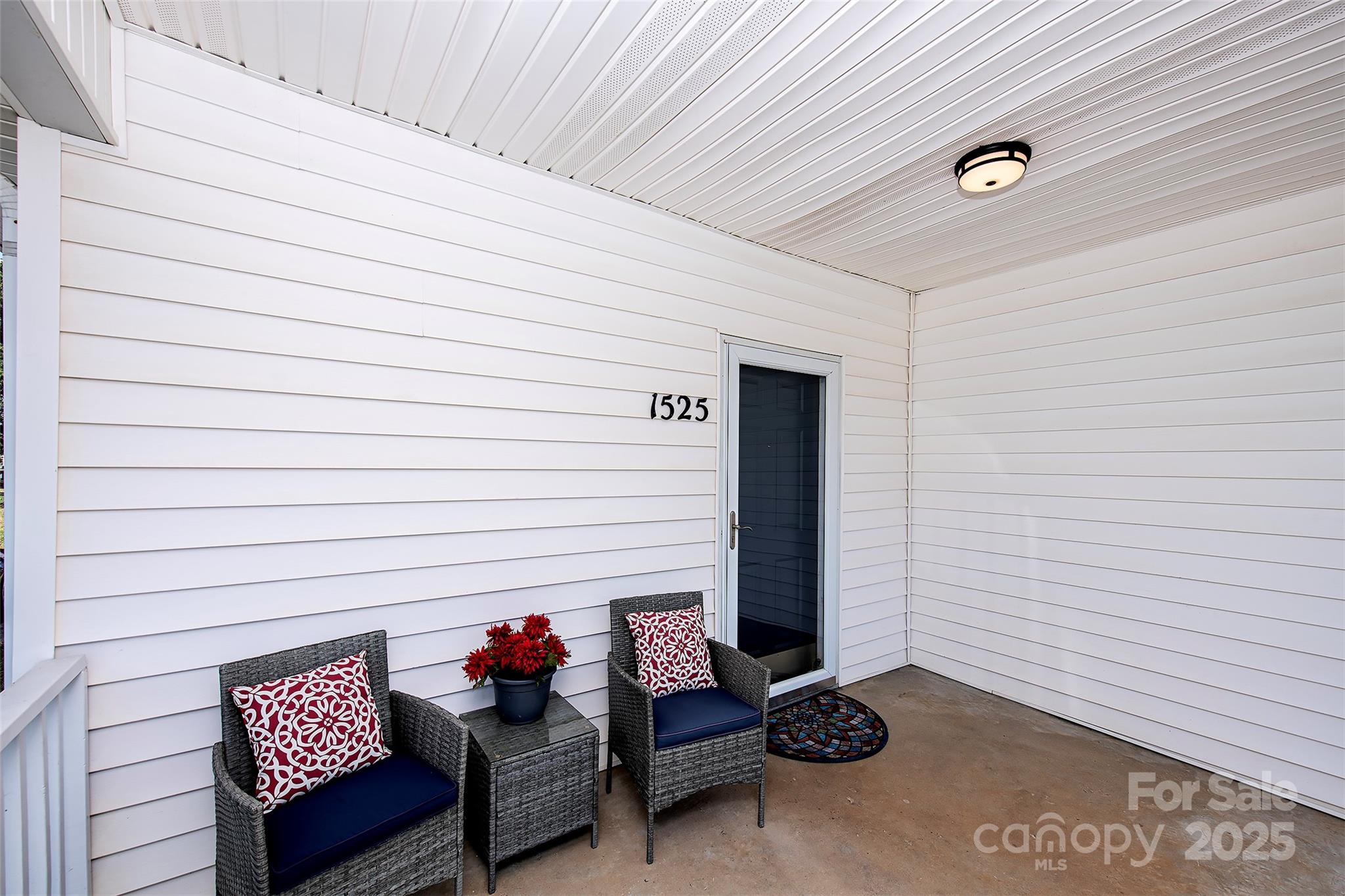 1525 Perfection Avenue