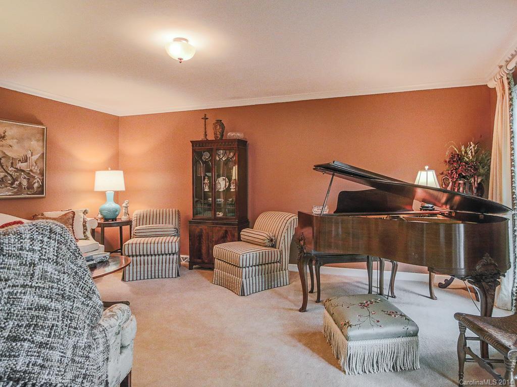 Carmel Woods - Residential