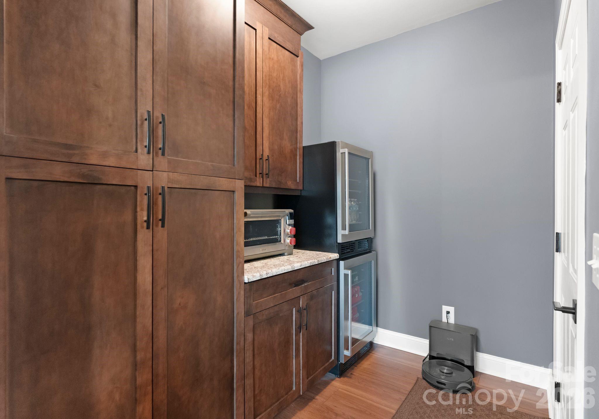 Sailview - Residential