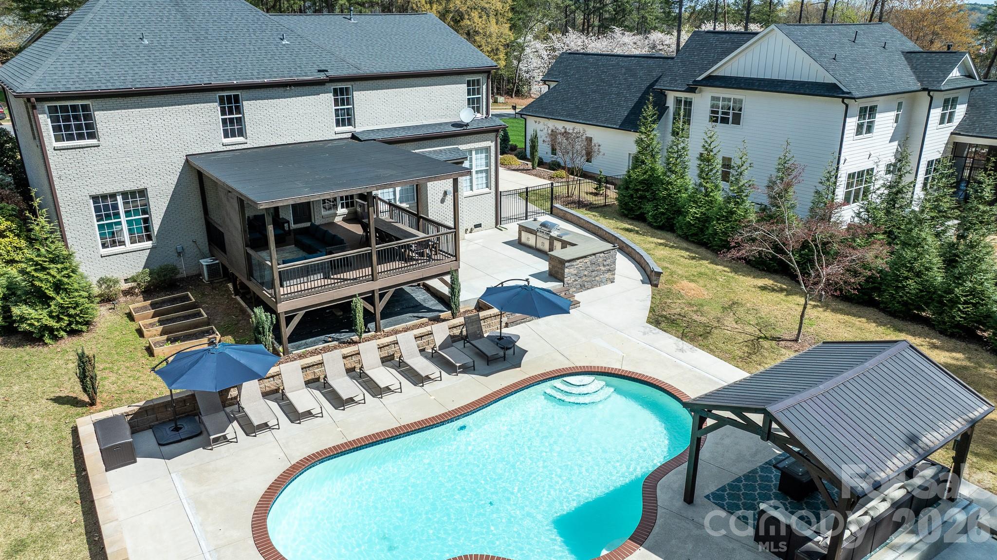 8022 Silver Jade Lane