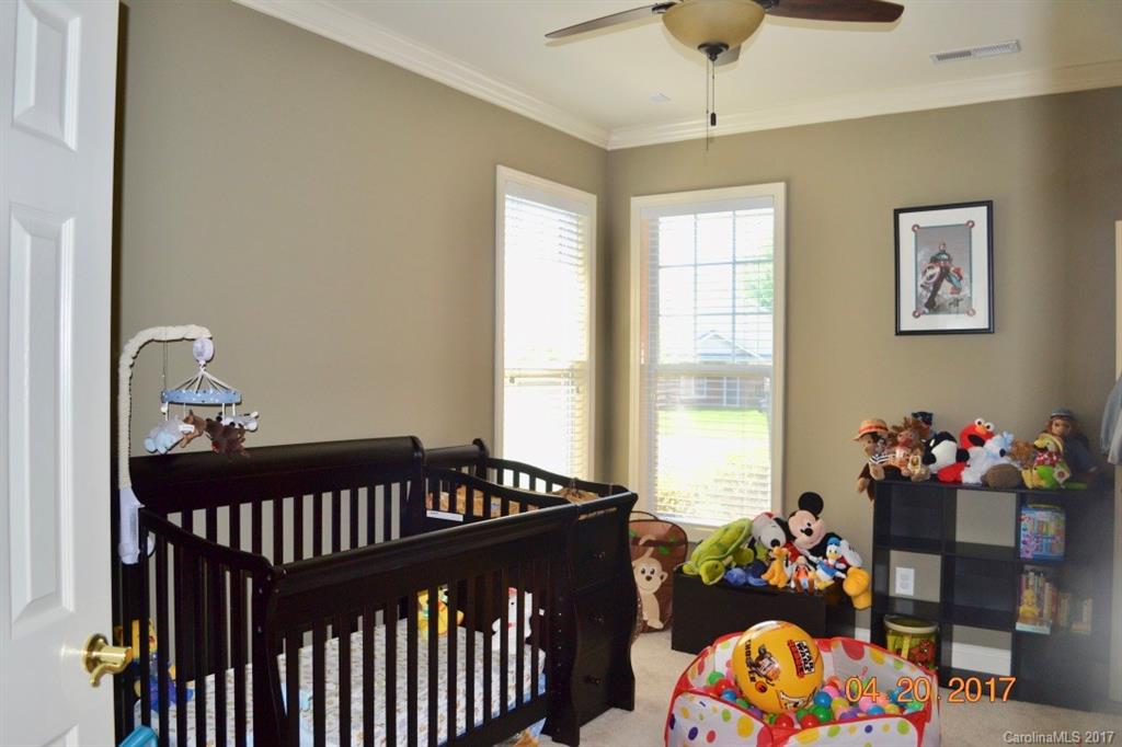 Mint Lake Village - Residential Lease