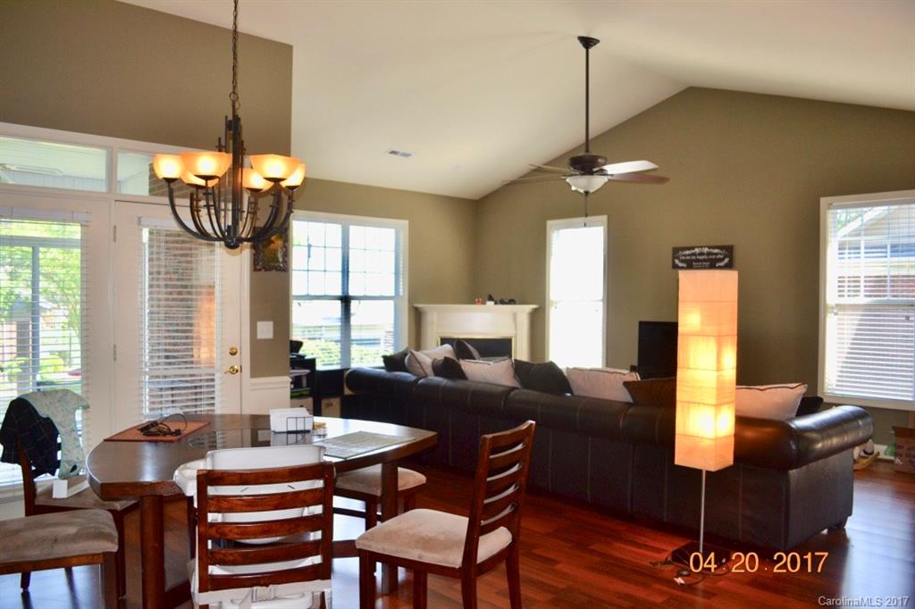 Mint Lake Village - Residential Lease