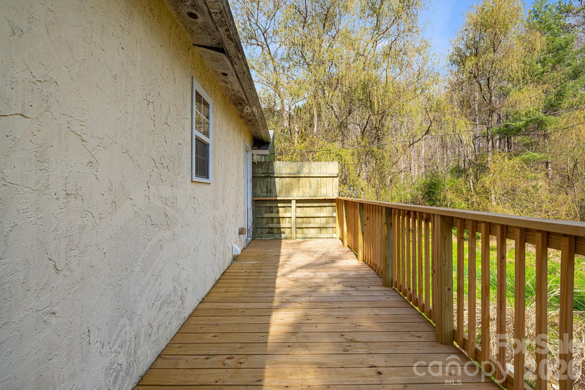 3903 NC Hwy 213 Highway