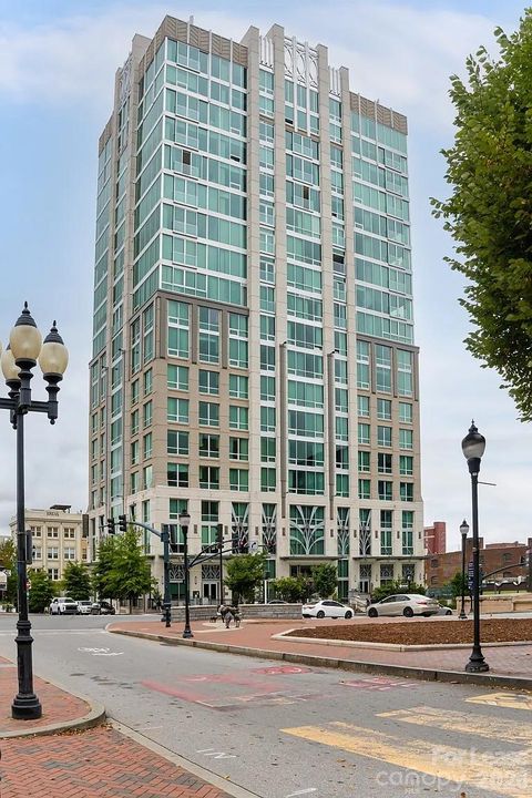 Photo of 7 Patton Avenue #1405, Asheville, NC 28801 (MLS # 4343818)