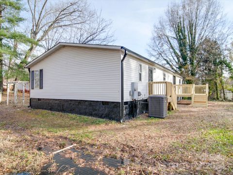 A home in Hickory