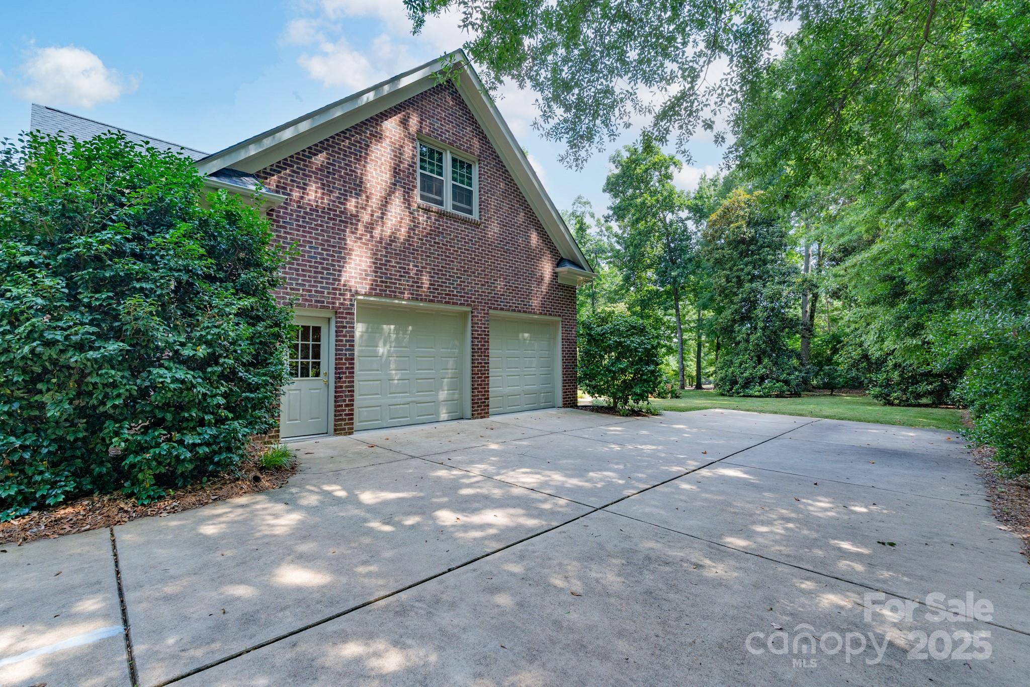 Meadow Lakes II - Residential