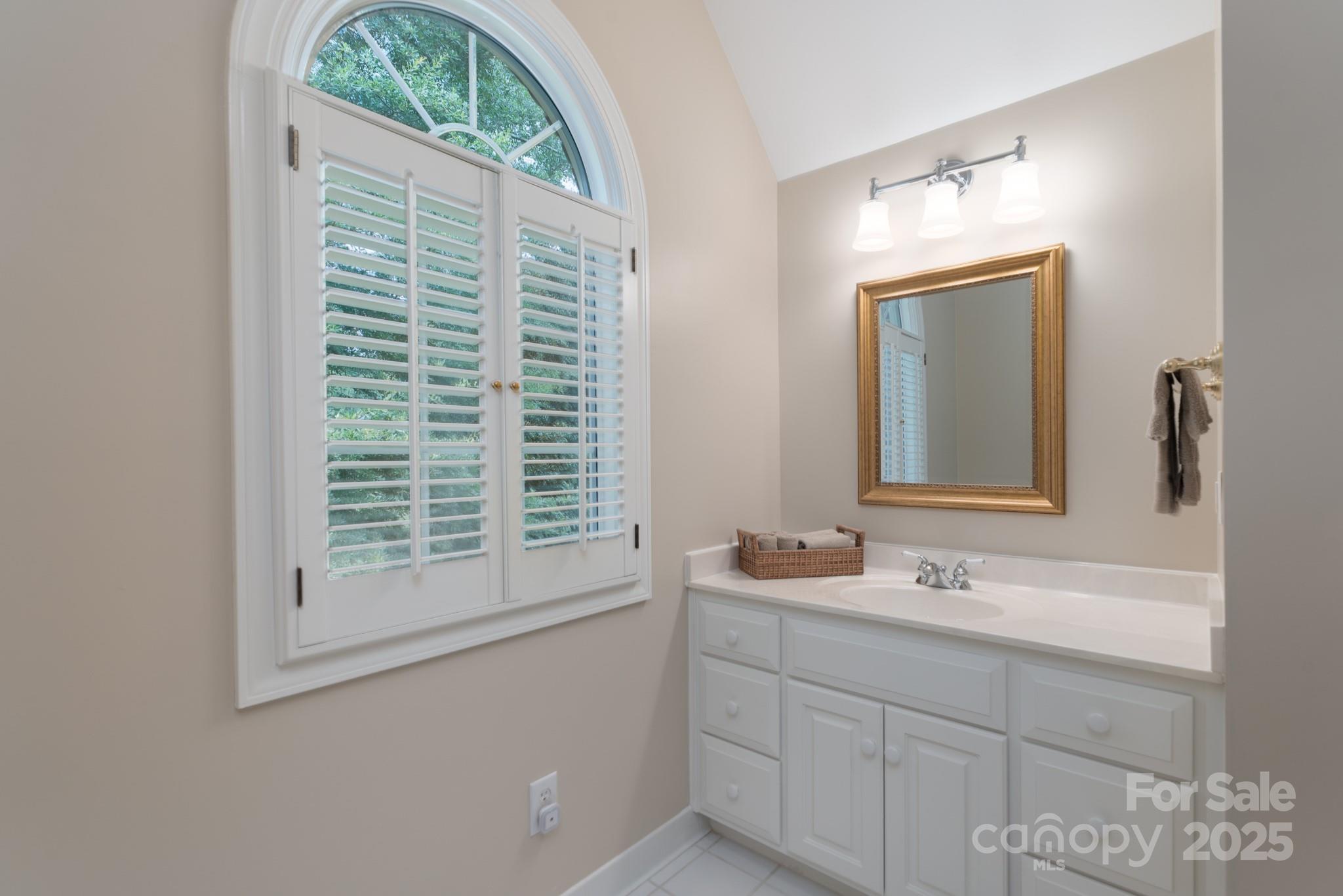 Meadow Lakes II - Residential