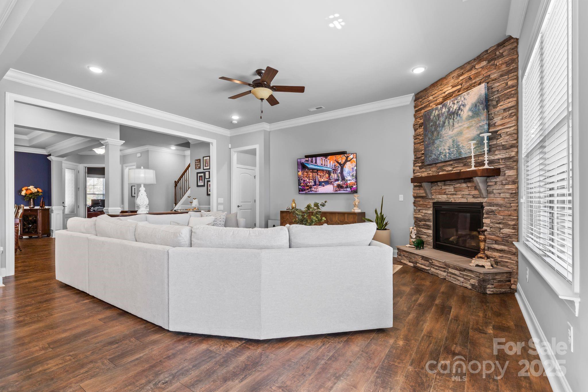 Queensbridge - Residential