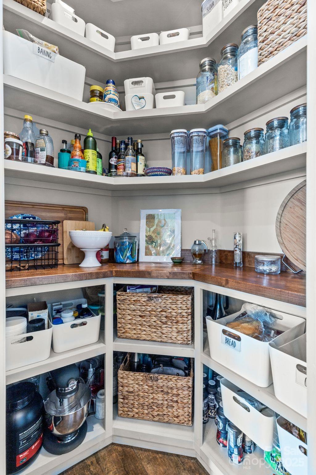 Queensbridge - Residential