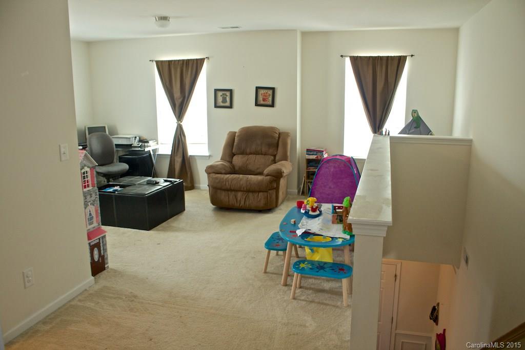 Falcon Ridge - Residential