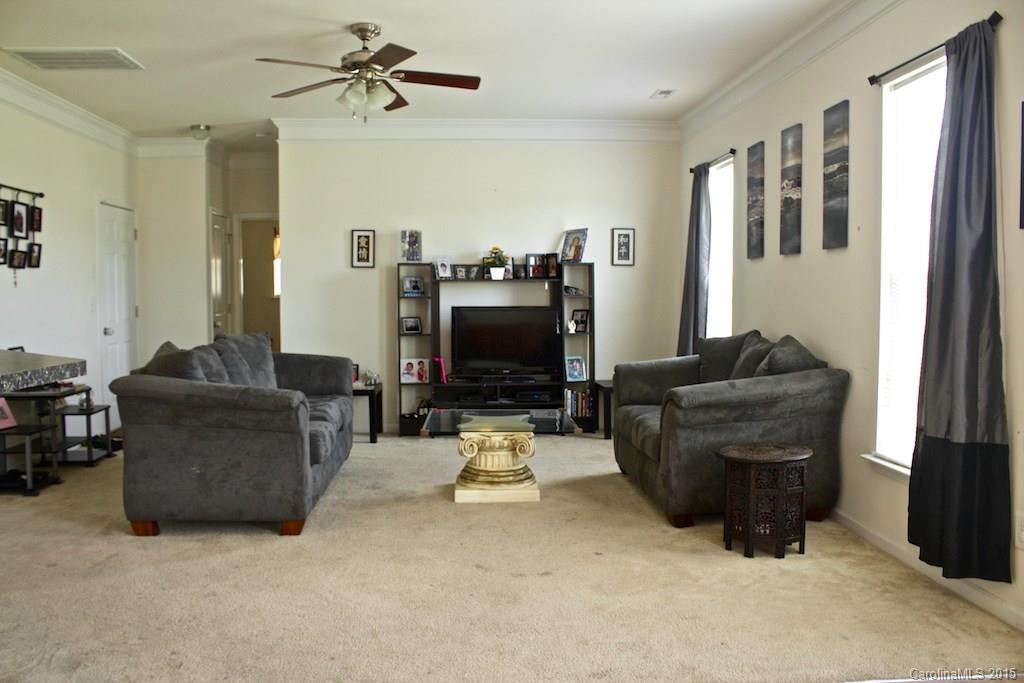 Falcon Ridge - Residential