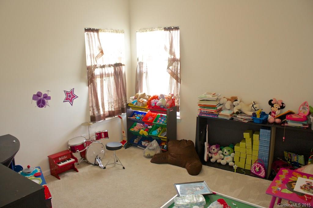 Falcon Ridge - Residential