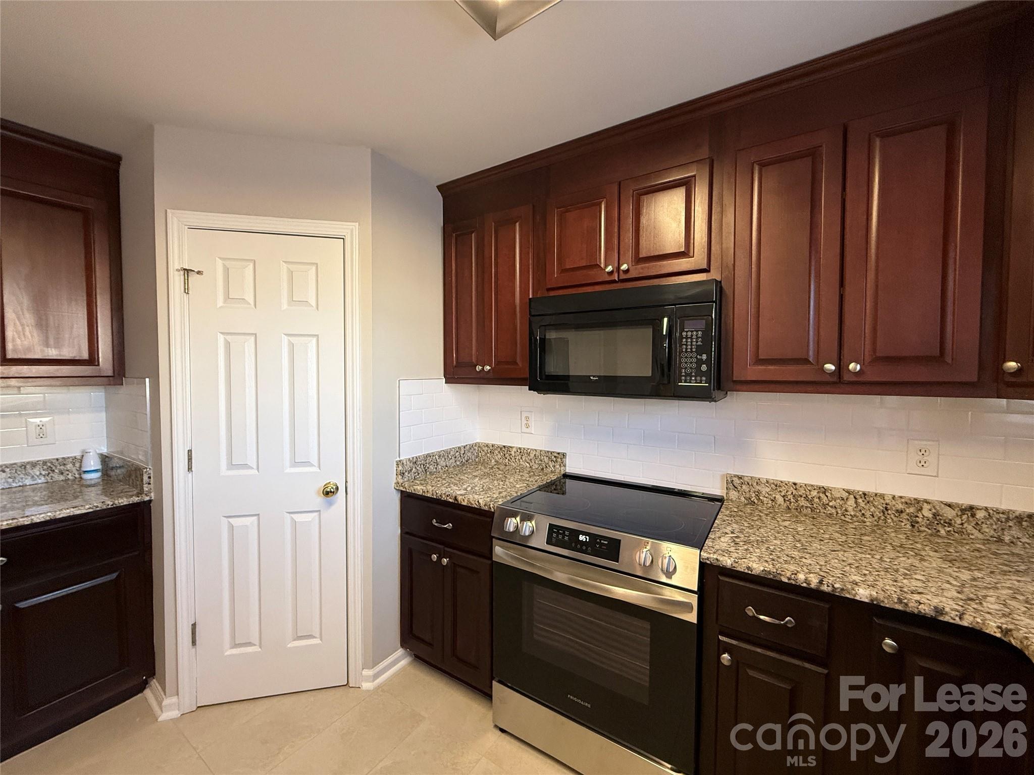 Curtis Pond - Residential Lease