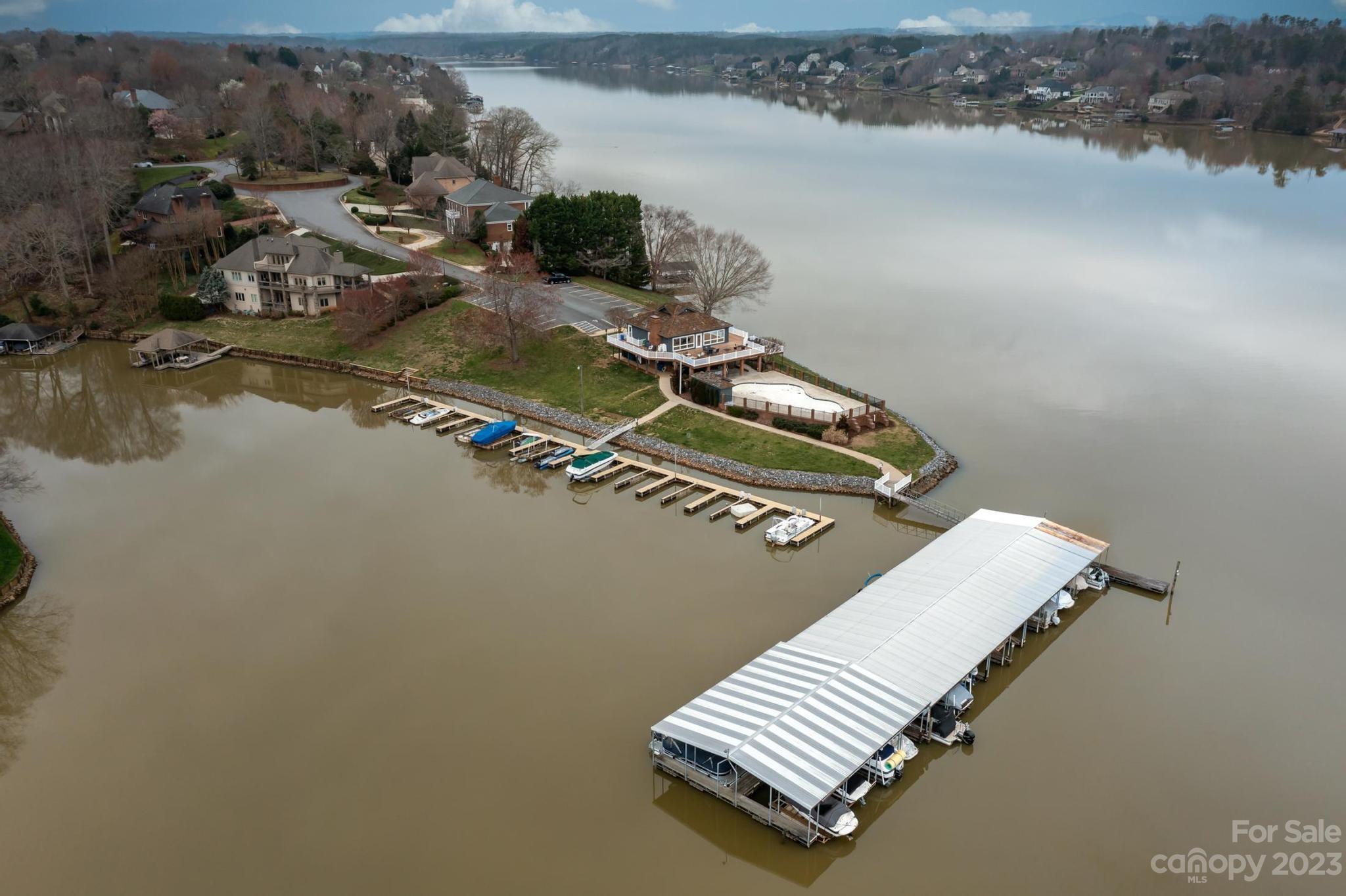 Moores Ferry - Residential