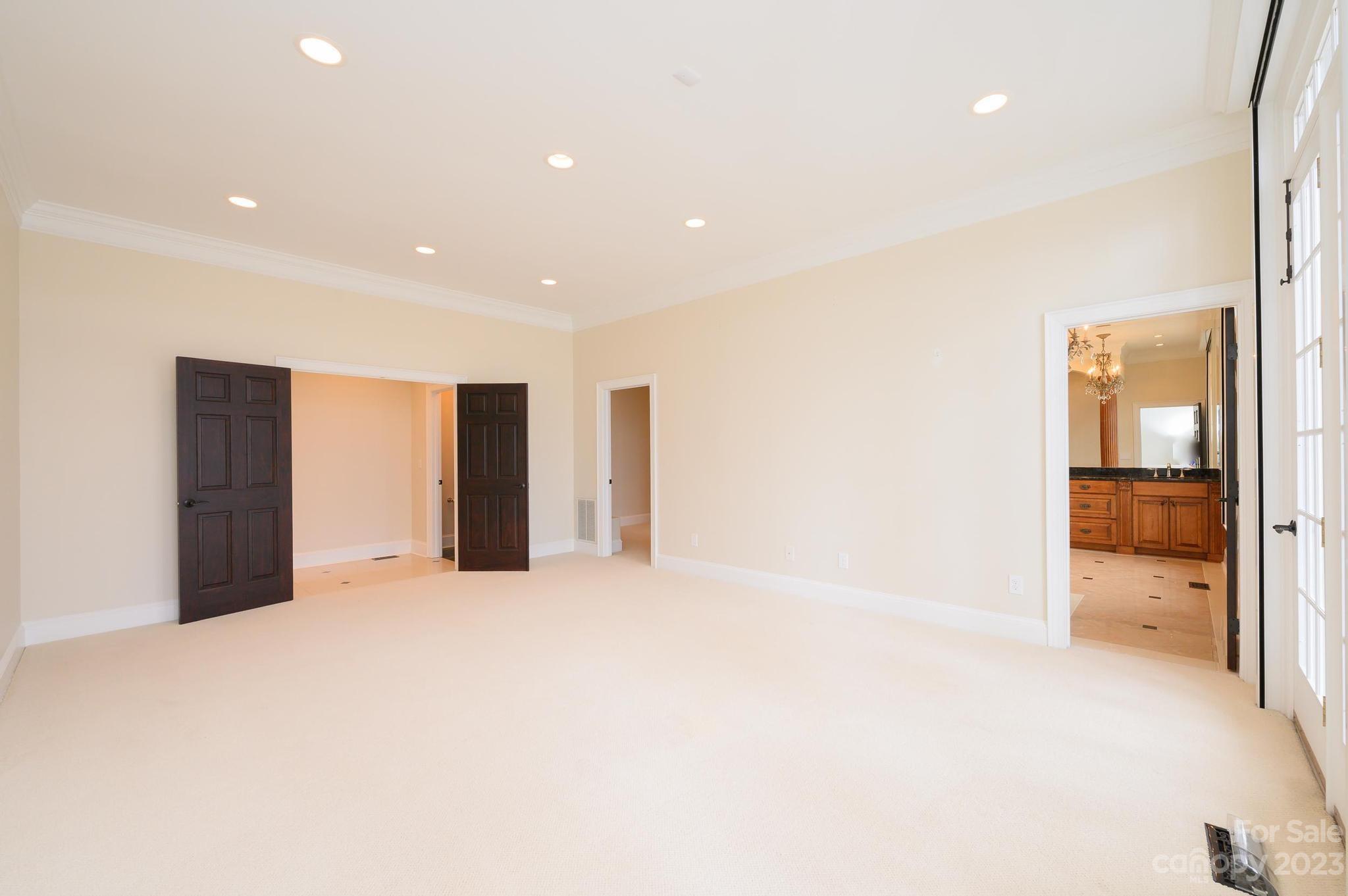 Moores Ferry - Residential