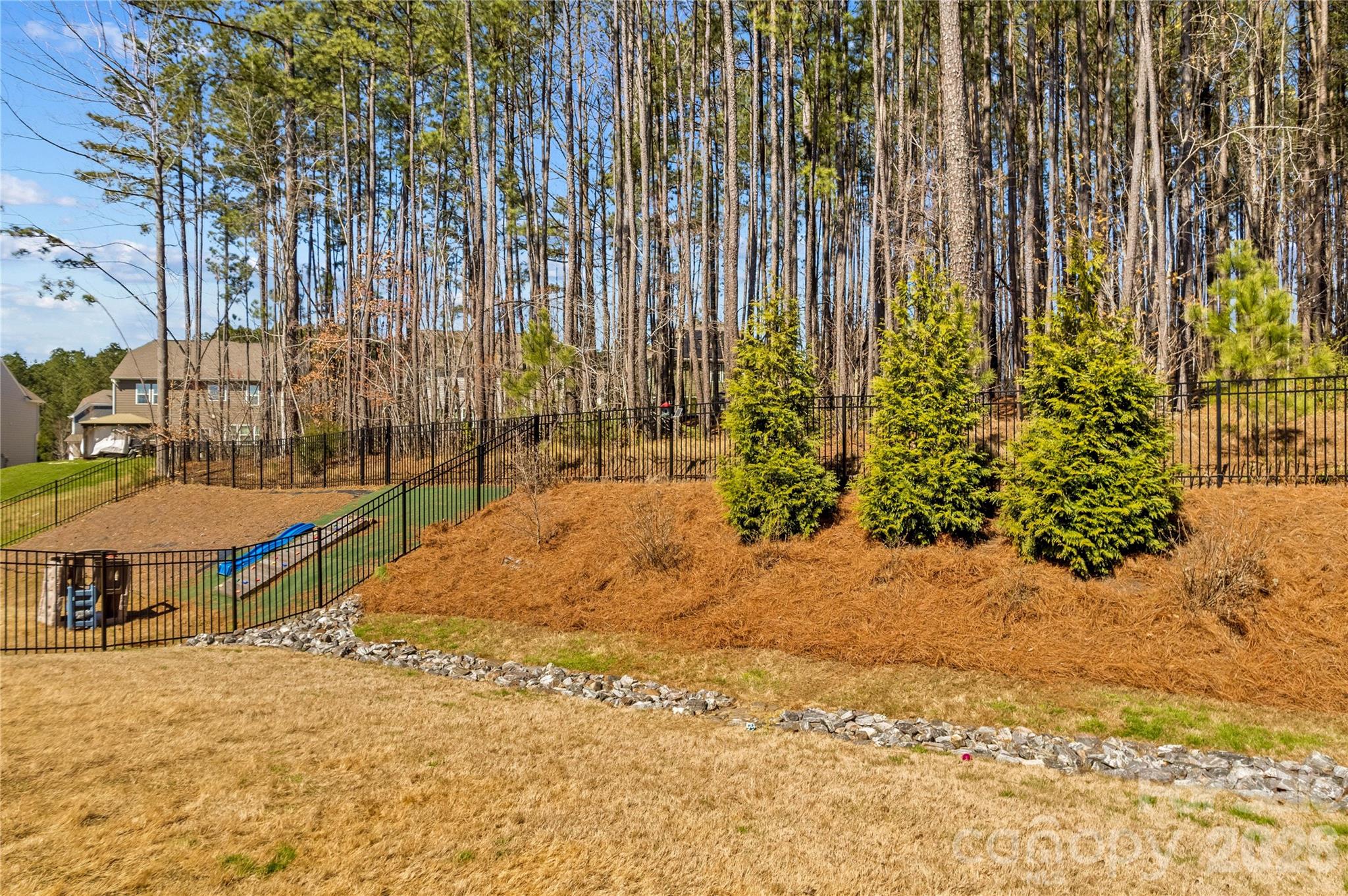 Falls Cove at Lake Norman - Residential