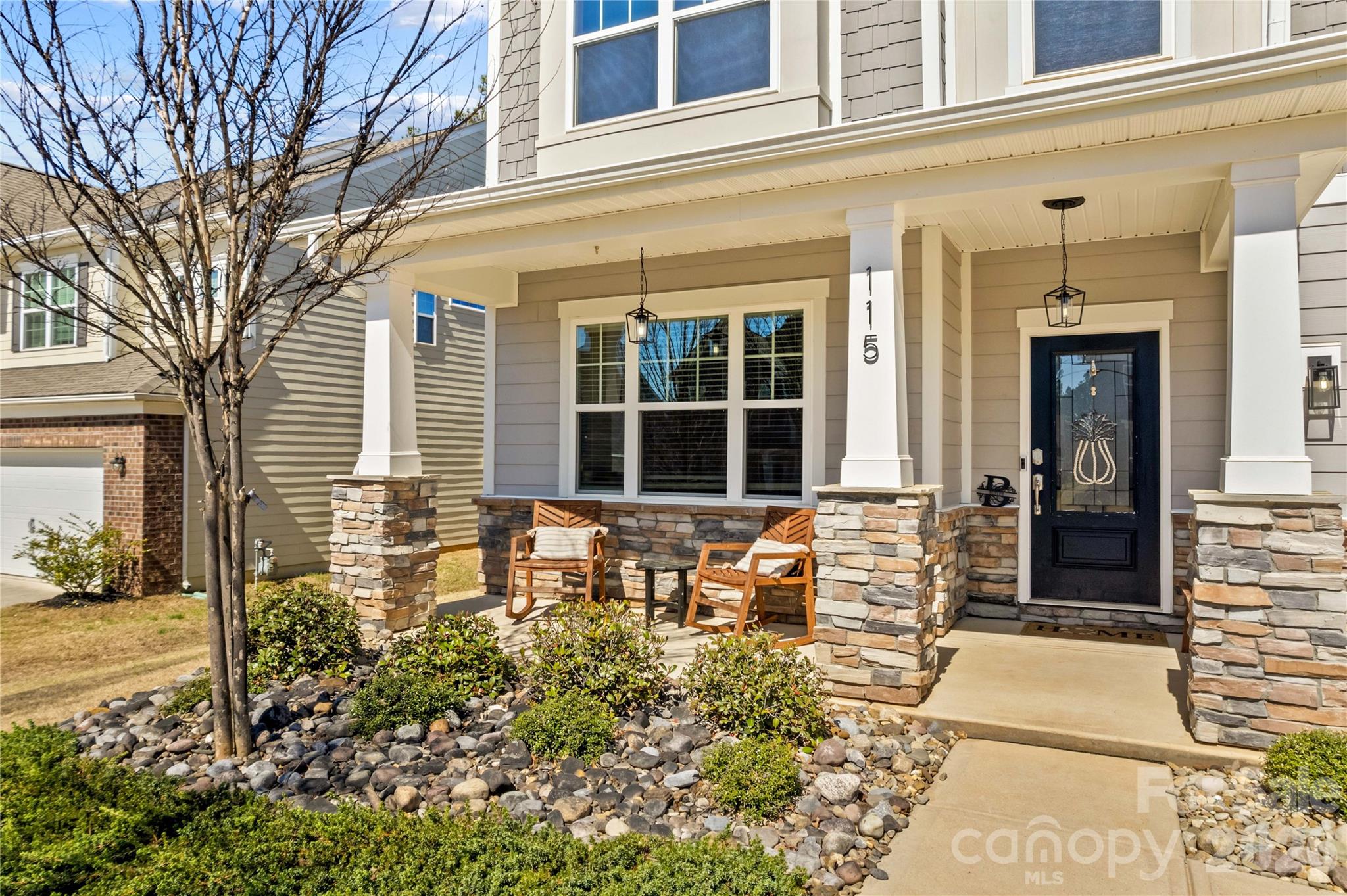 115 Outrigger Landing