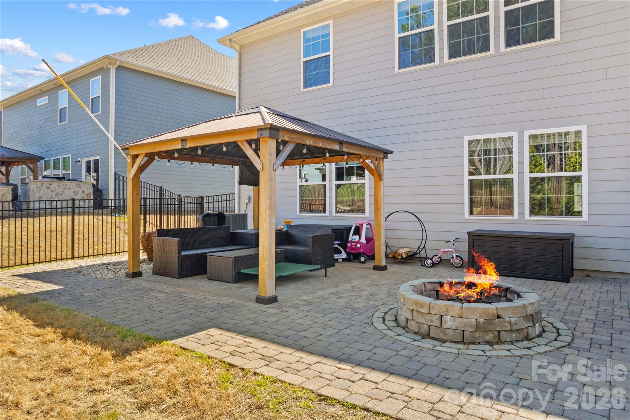 Falls Cove at Lake Norman - Residential