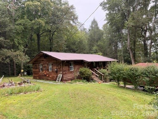 196 AUSTIN DR, MARION, NC 28752 - Image 0bfb0c01b66091c2207dda6d231b5bfa/1142597968