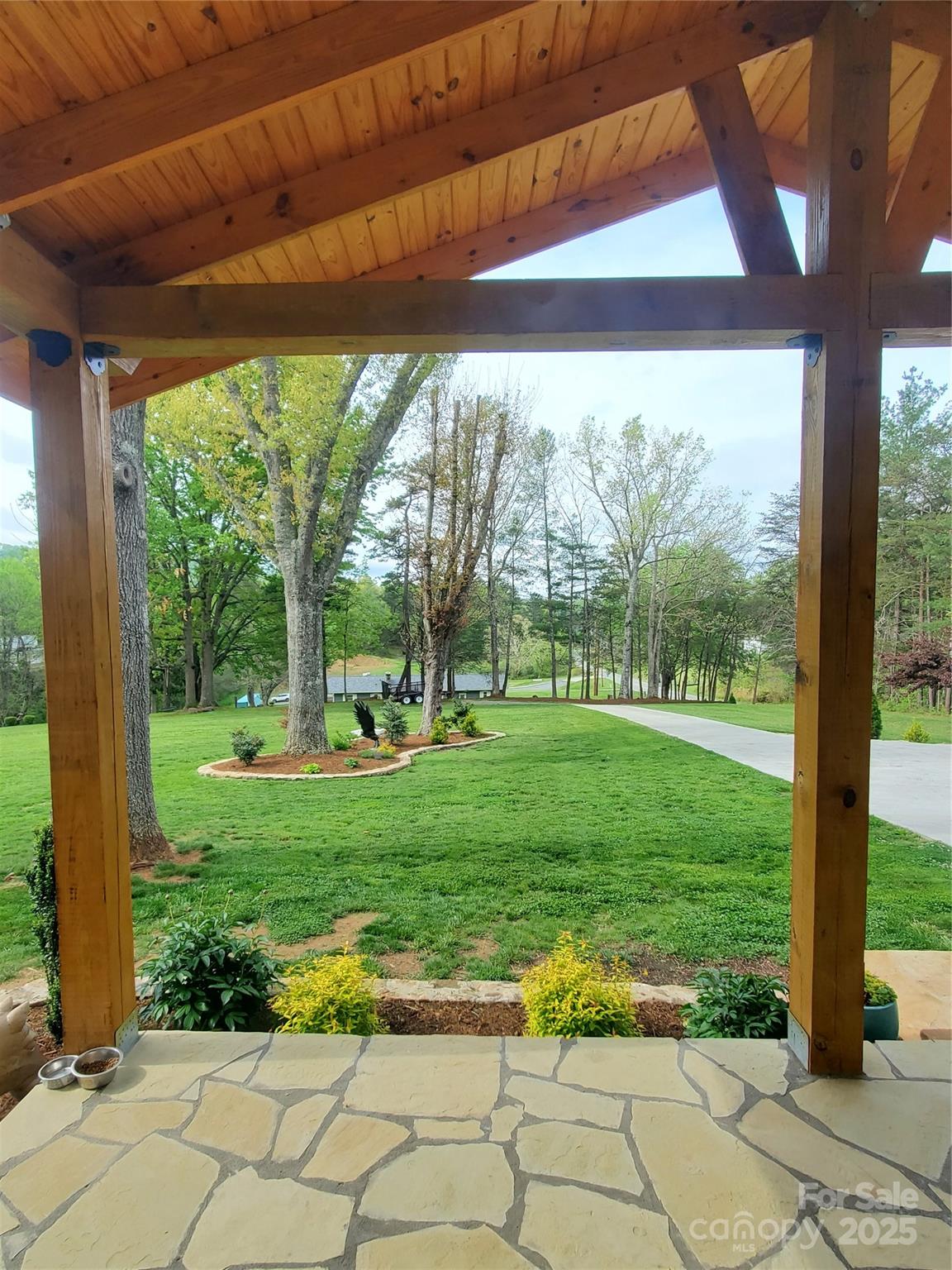 609 Old Mars Hill Highway
