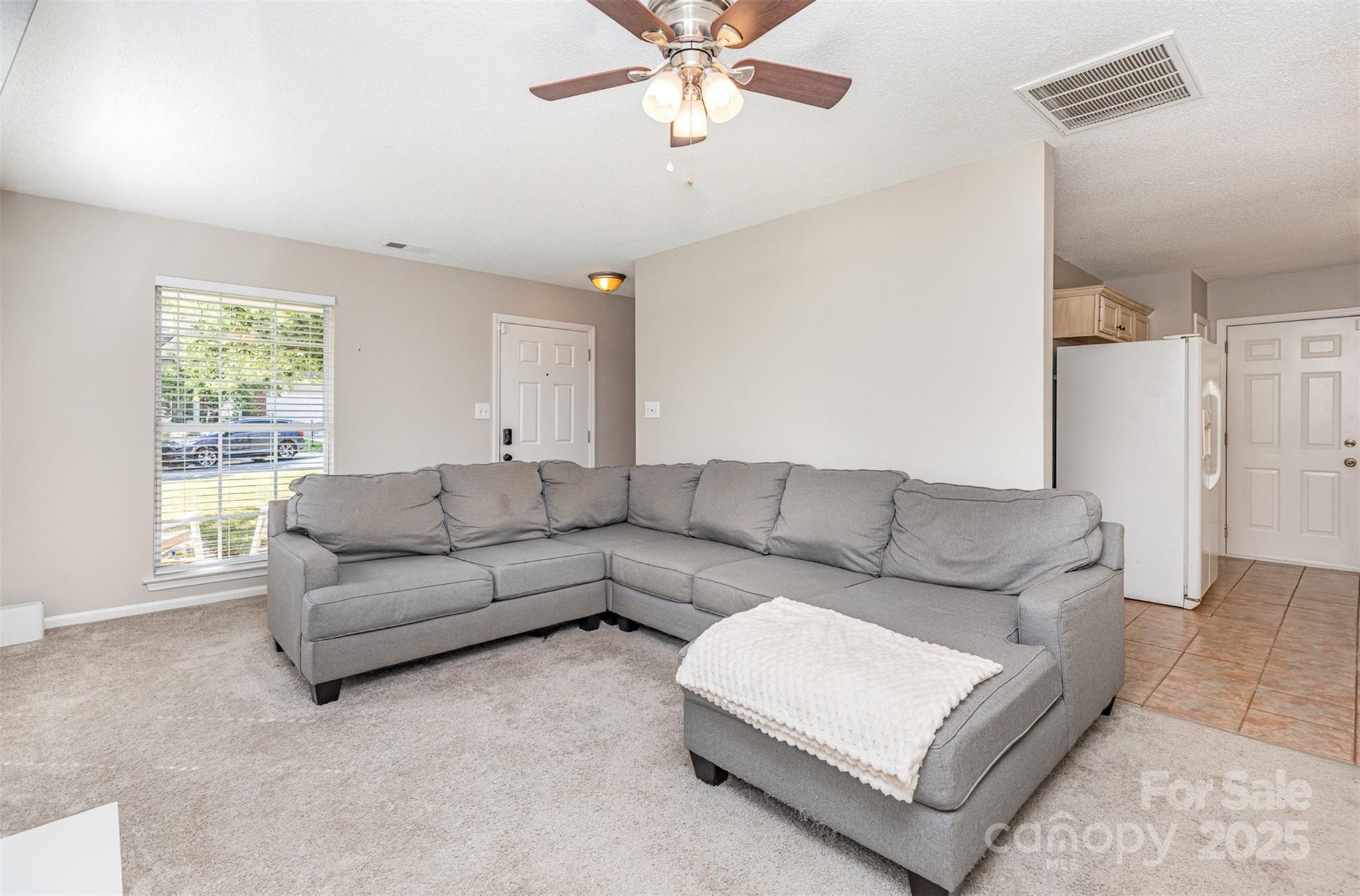 1909 Safflower Circle