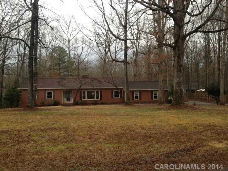 Spacious All Brick Ranch with Hardwoods fully finished Basement room 2 Car Att Gar with wired Workshop. Home Features 2 Fireplaces and Formal Dining Room. EQUAL HOUSING OPPORTUNITY.