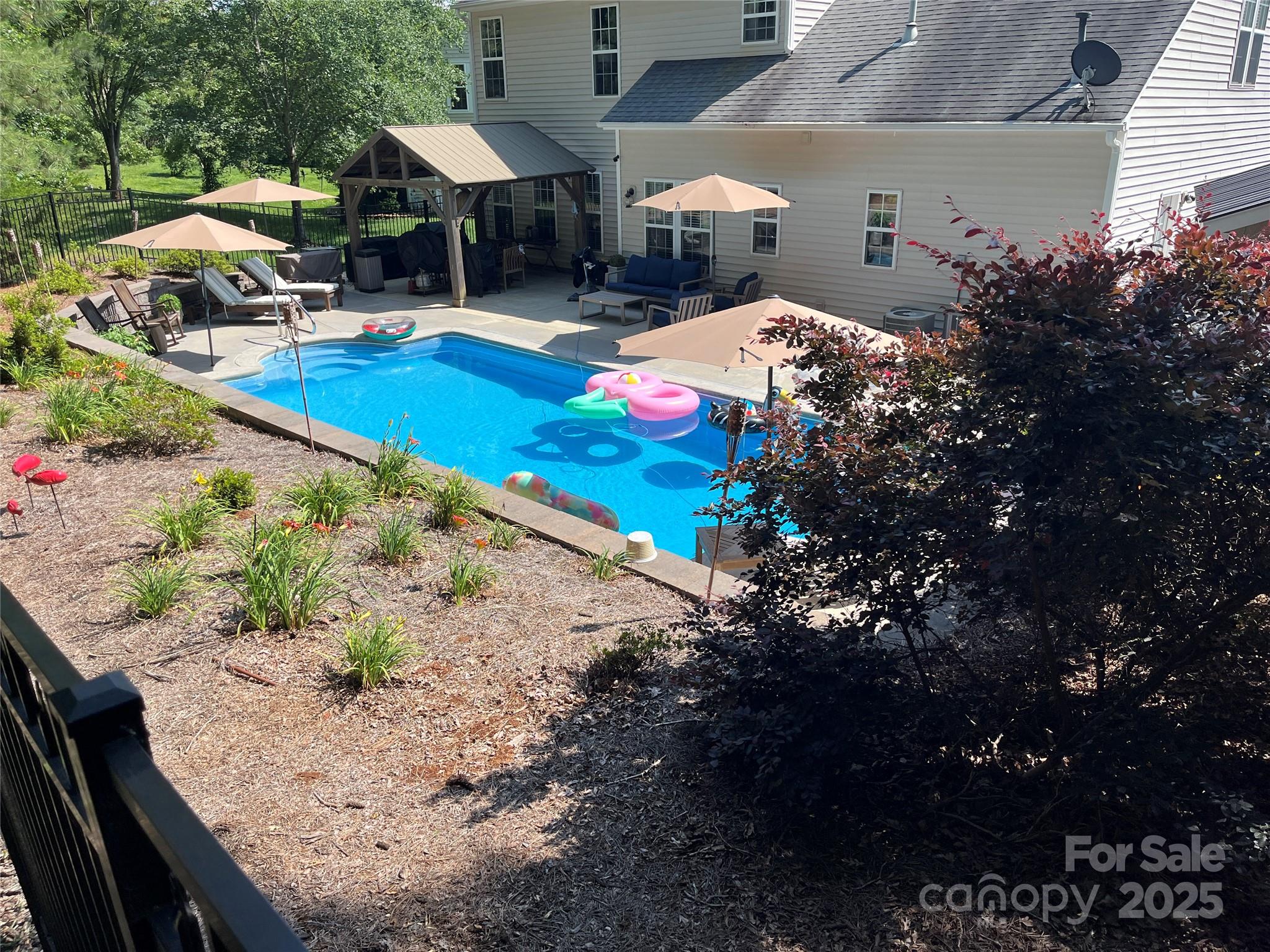 7700 Antique Circle