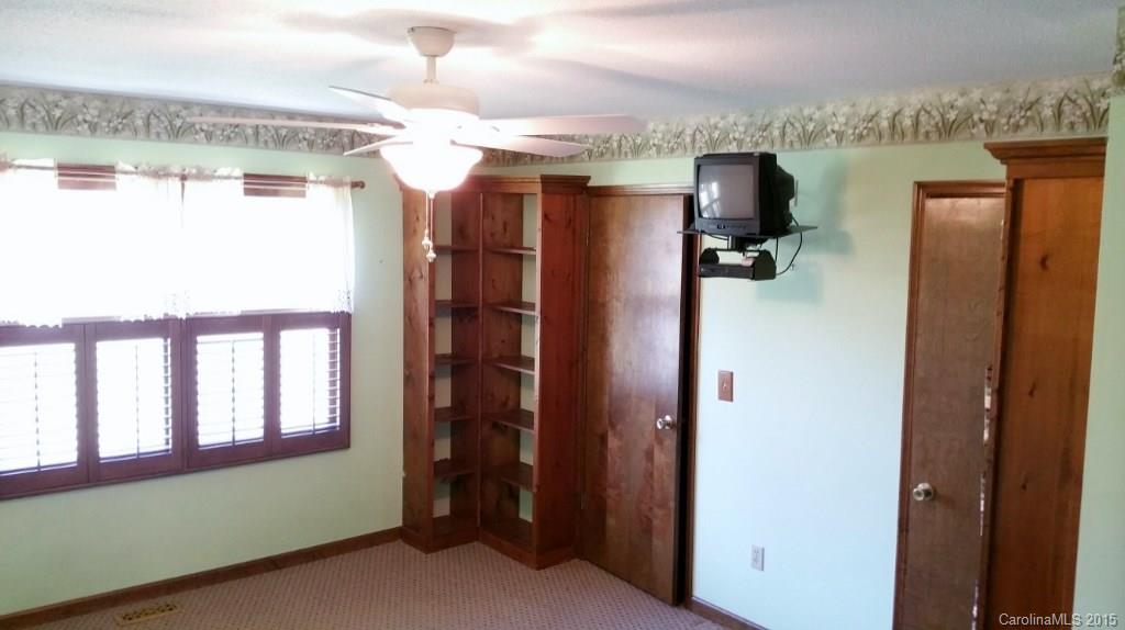 Deer Track - Residential