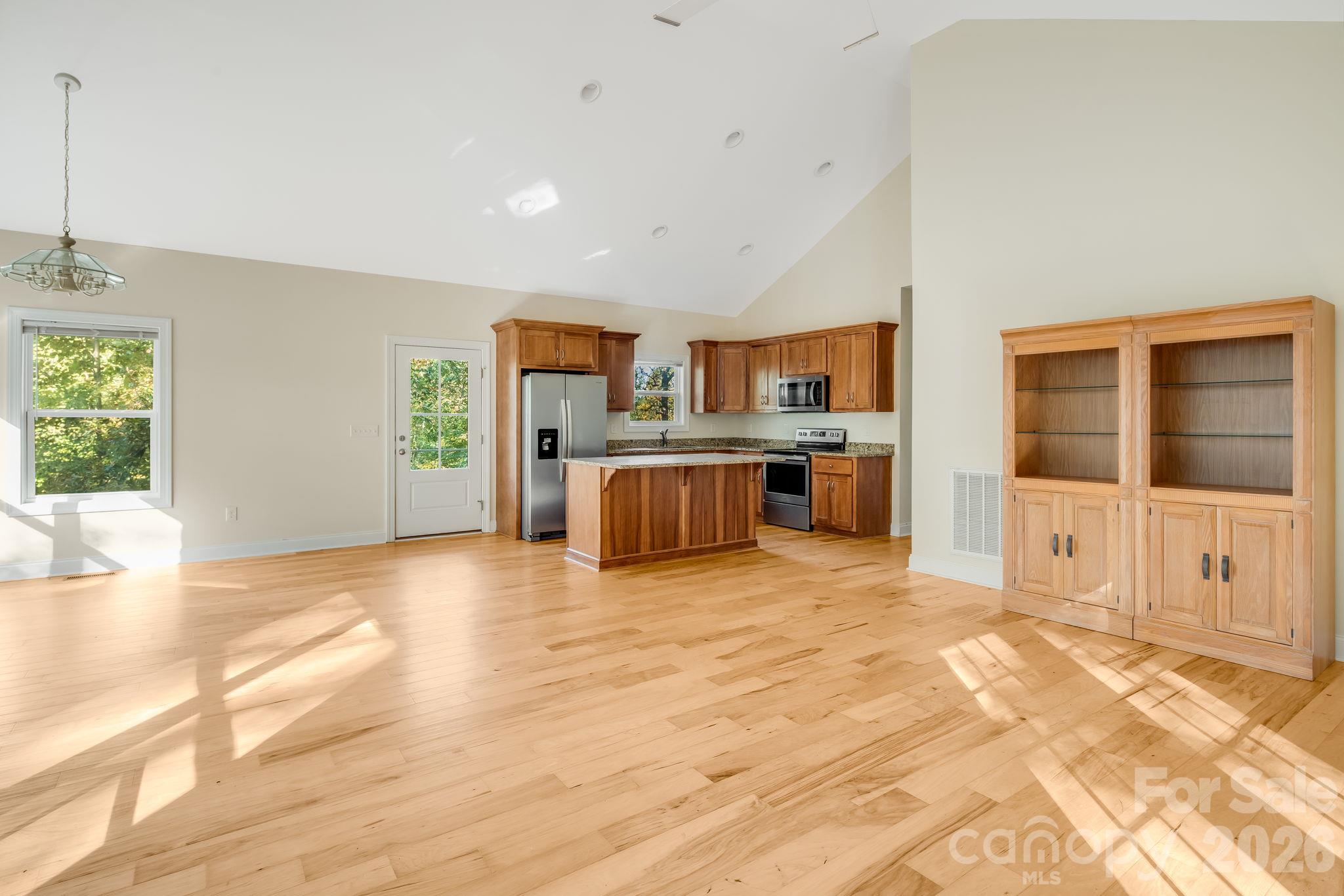 171 Rambling Trail