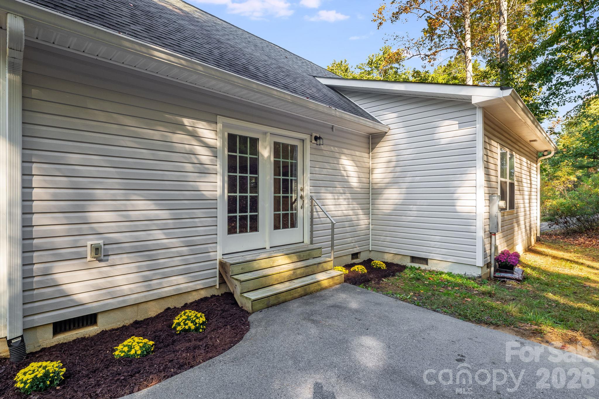 171 Rambling Trail