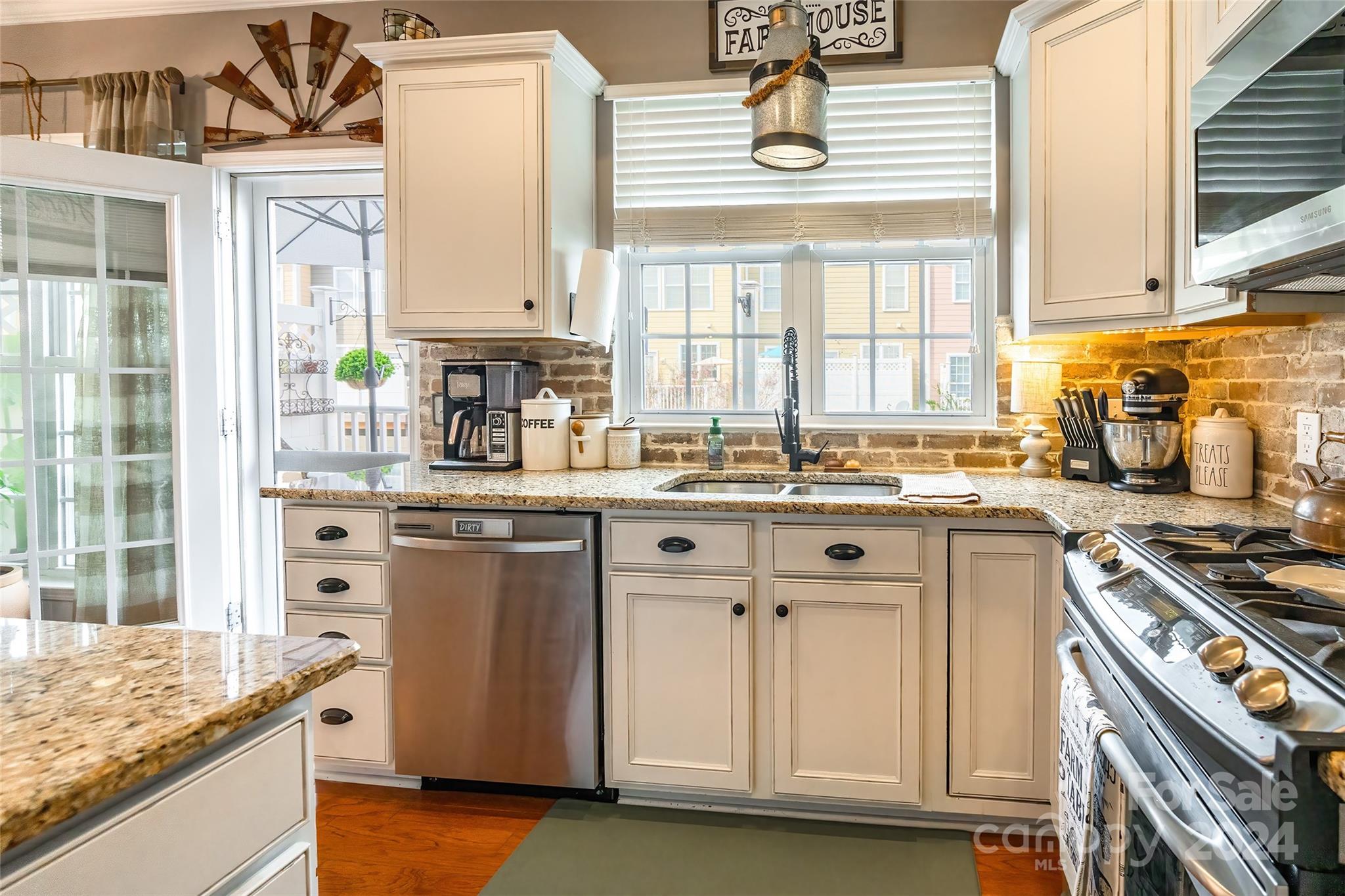 Baxter Village - Residential