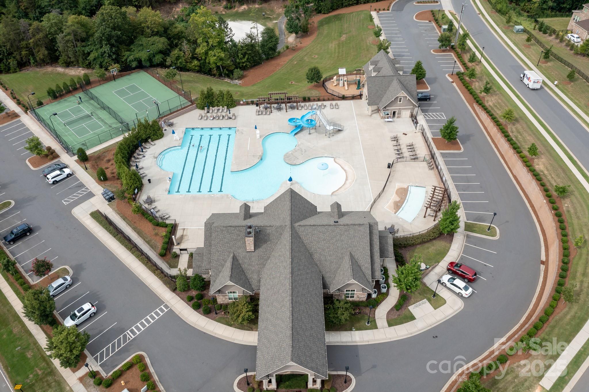 The Palisades - Residential