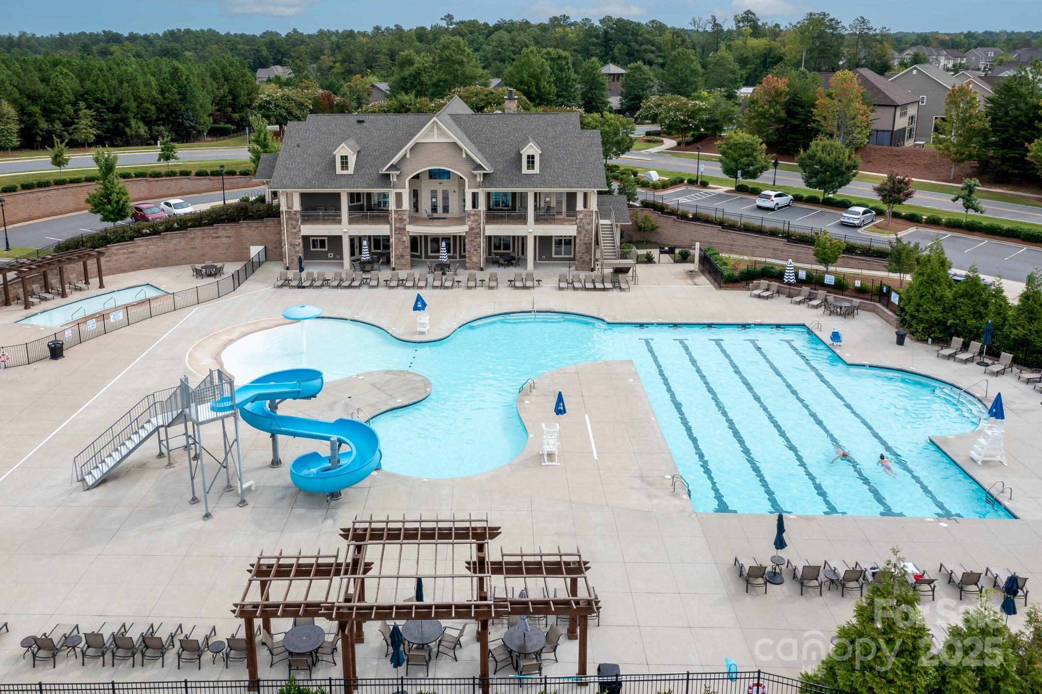 The Palisades - Residential