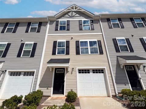 Photo of 7033 Brightwork Lane, Charlotte, NC 28269 (MLS # 4370134)