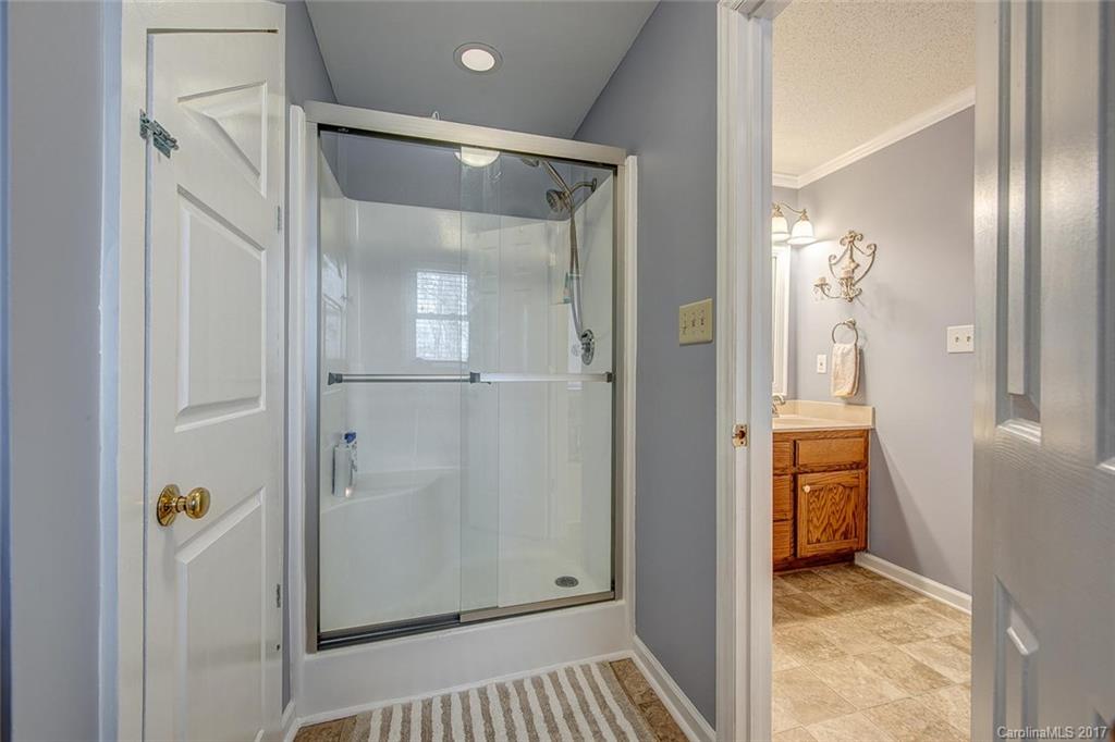 Colony Woods - Residential