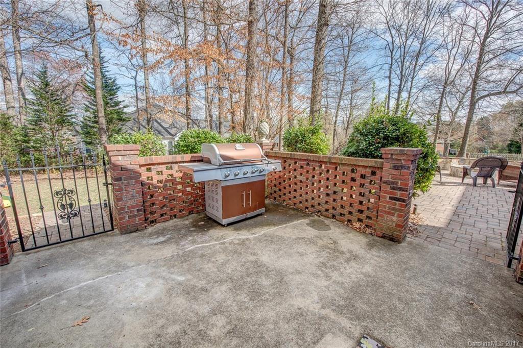 Colony Woods - Residential