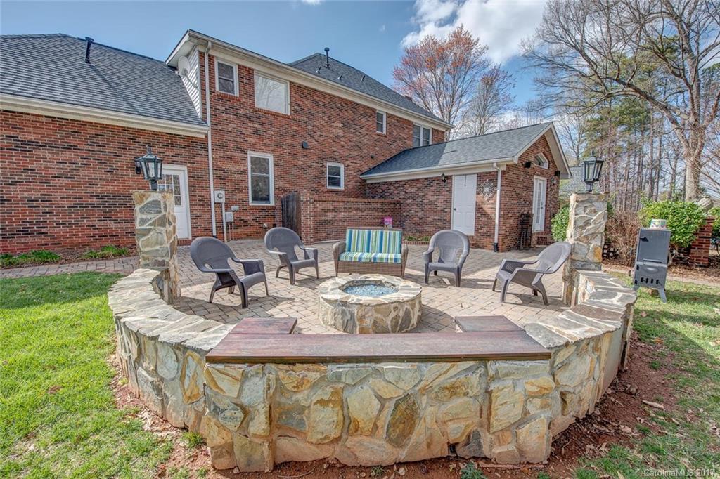 Colony Woods - Residential