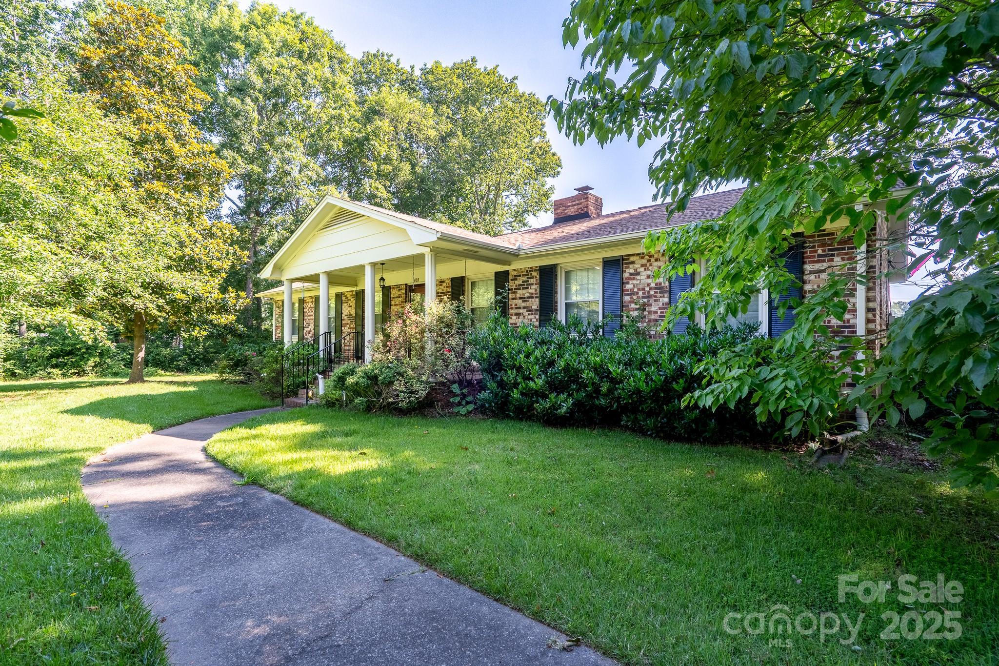 402 Scotland Drive
