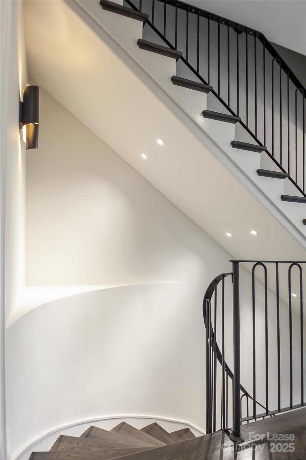 Myers Park - Residential Lease