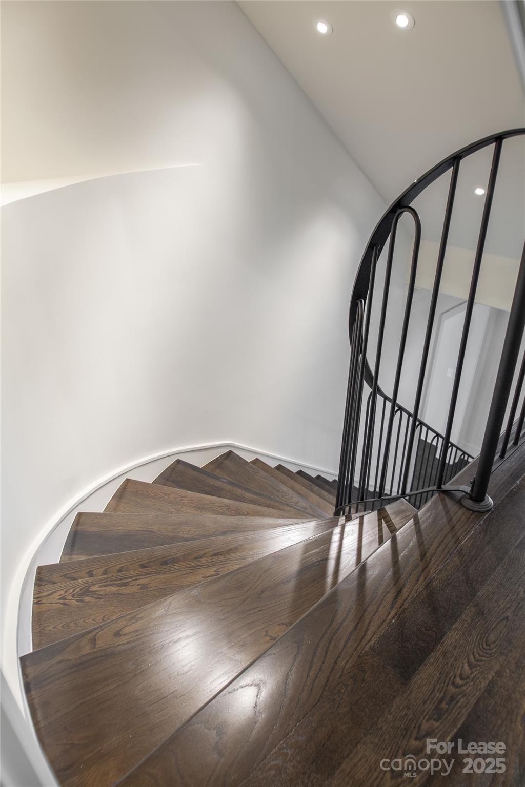 Myers Park - Residential Lease