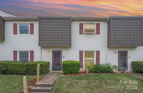 7909 Lakehouse Lane Charlotte NC 28210