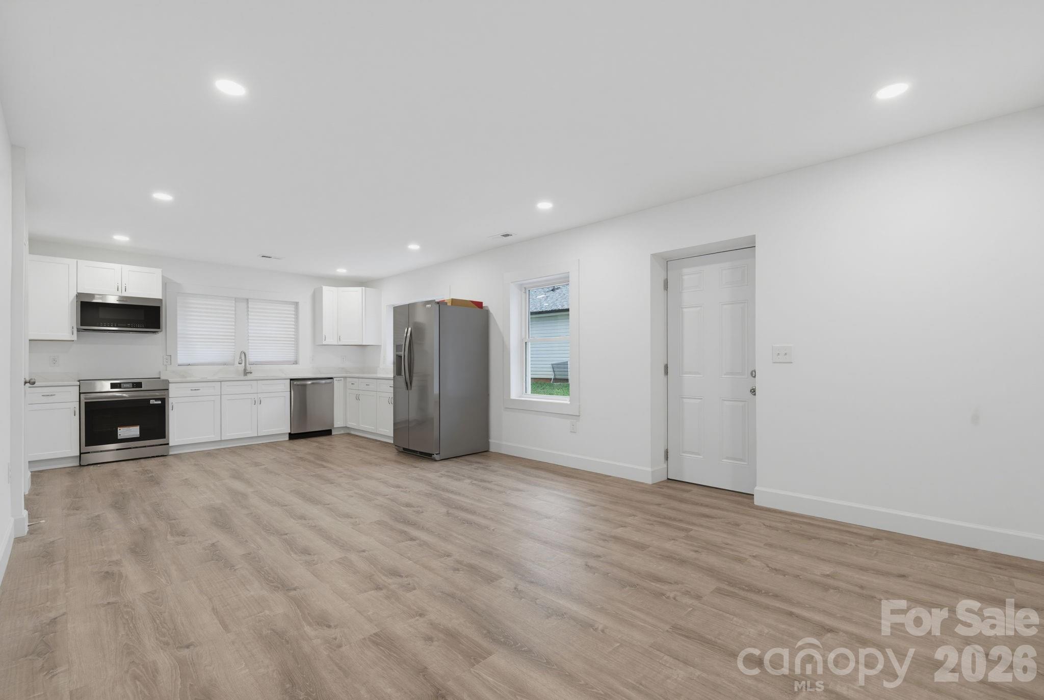 2211 Second Street