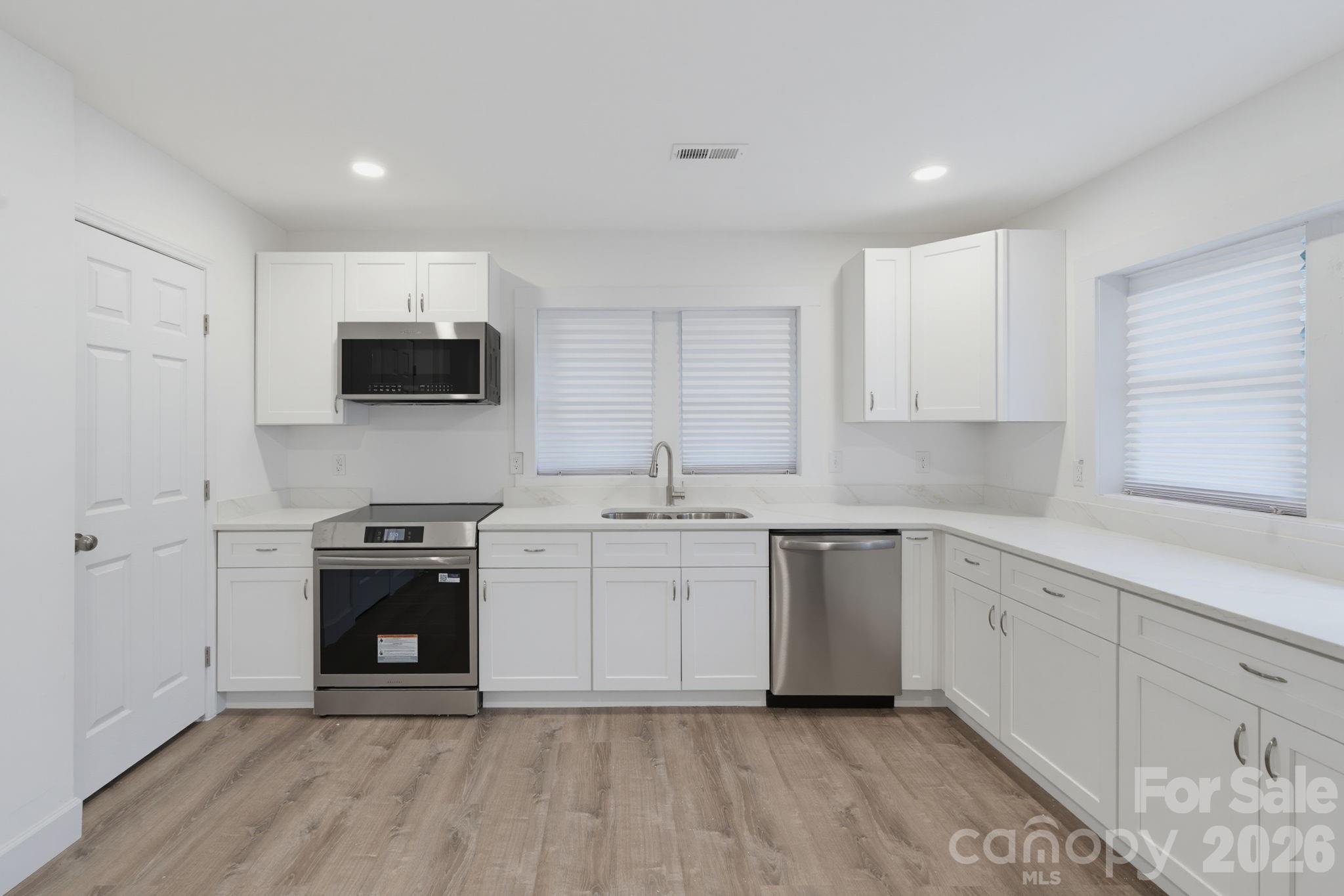 2211 Second Street