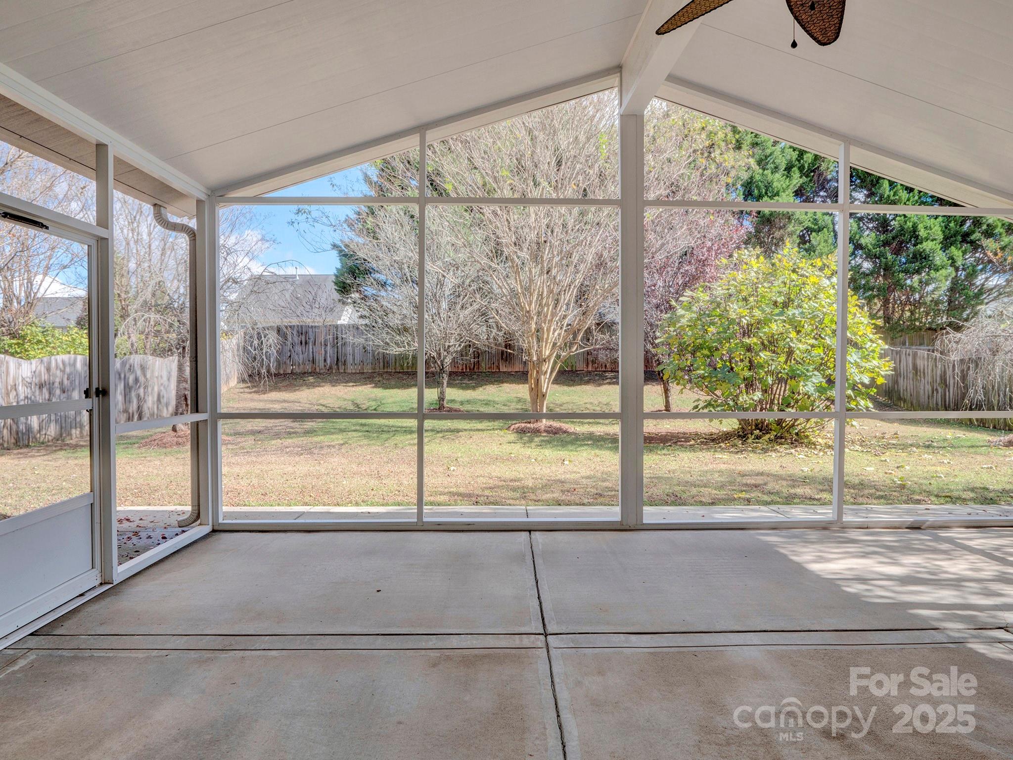 Demere - Residential