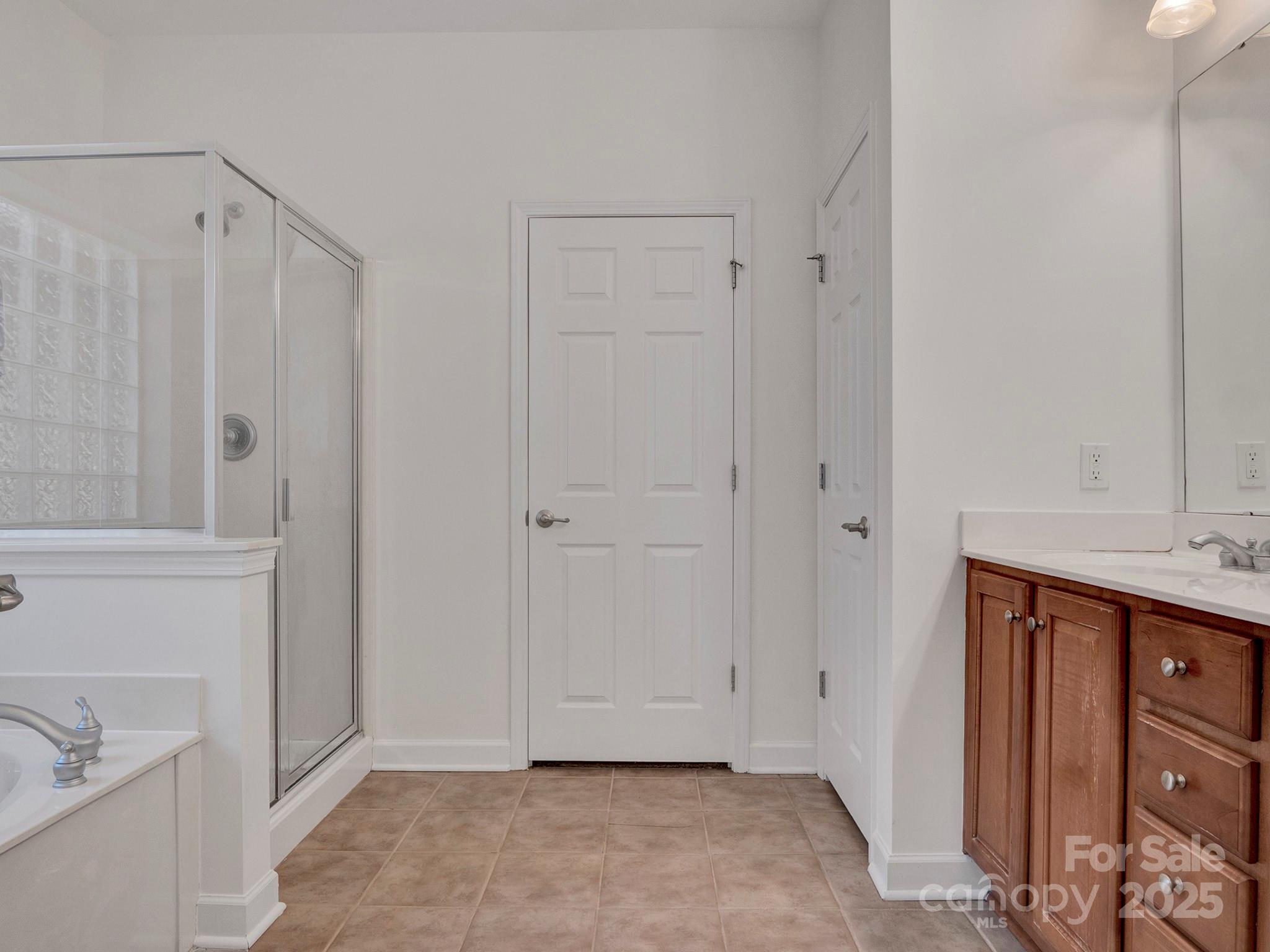 Demere - Residential