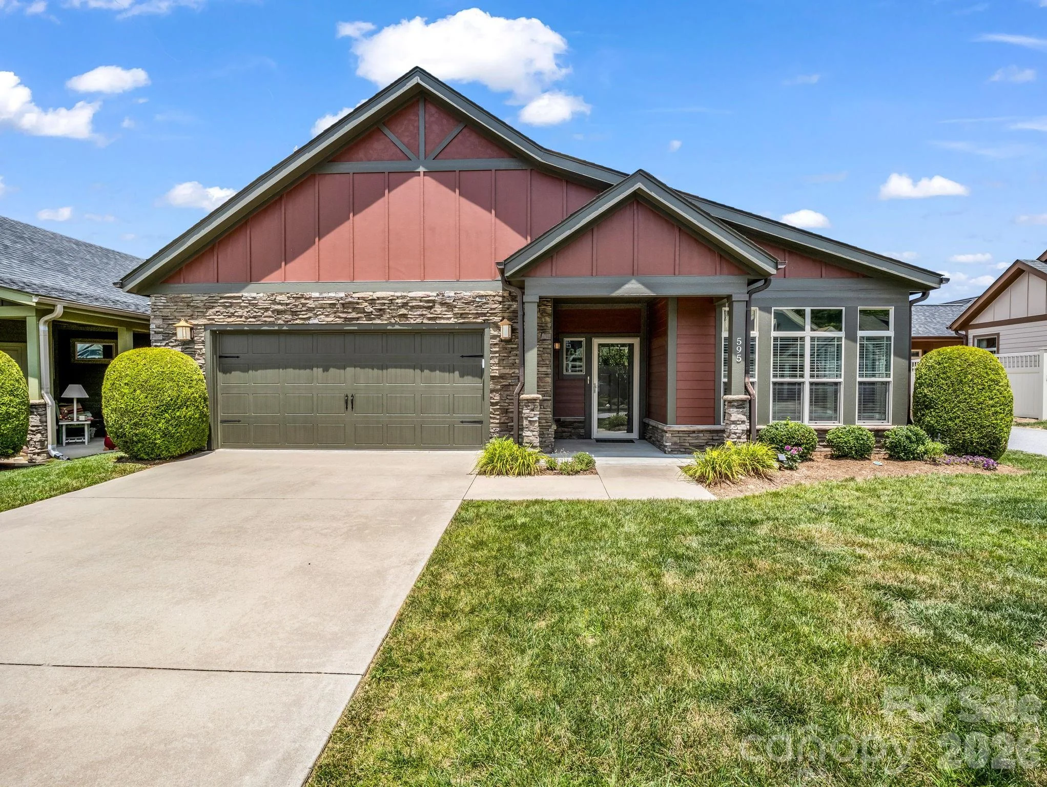 595 Summerfield Place, Flat Rock, NC, 28731